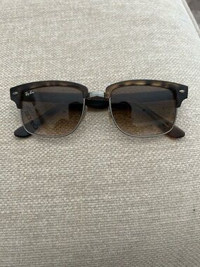 Ray-Ban Tortoiseshell Frame Sunglasses with Brown Gradient Lenses